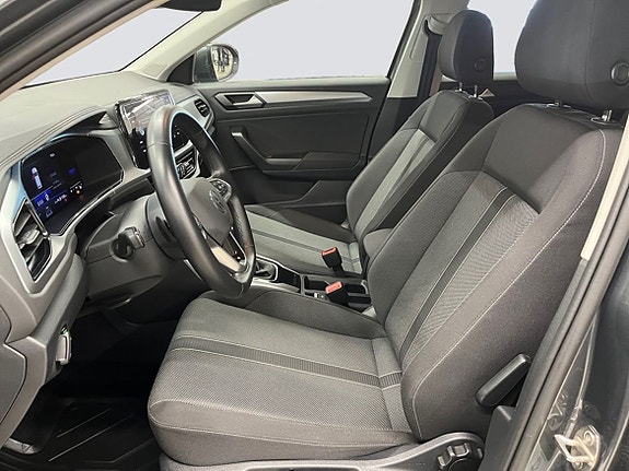 Volkswagen T-Roc 12 of 22