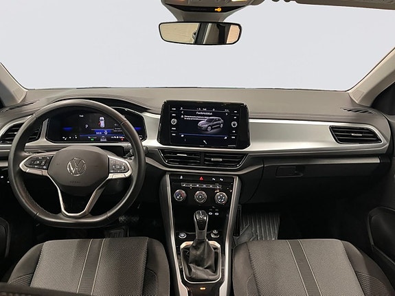 Volkswagen T-Roc 7 of 22
