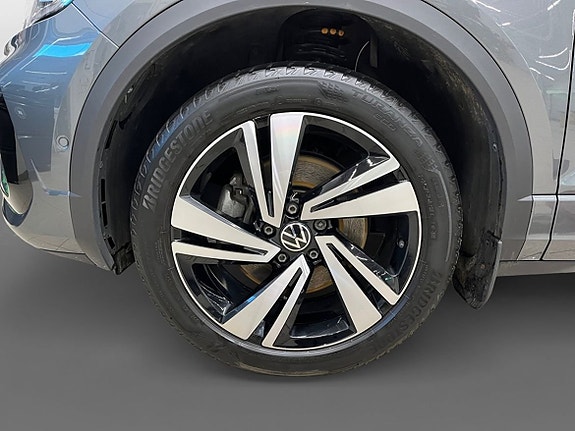 Volkswagen T-Roc 13 of 22