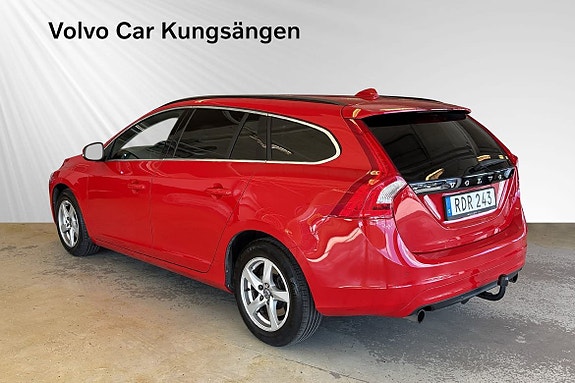Volvo V60 4 of 24