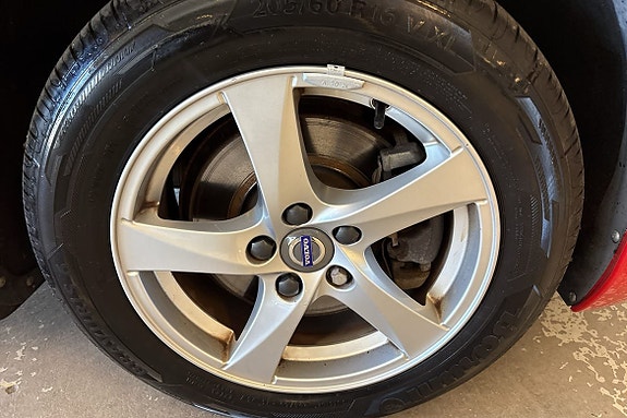 Volvo V60 12 of 24