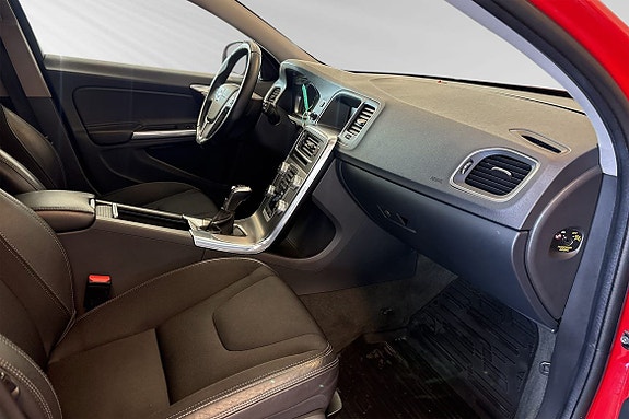Volvo V60 10 of 24