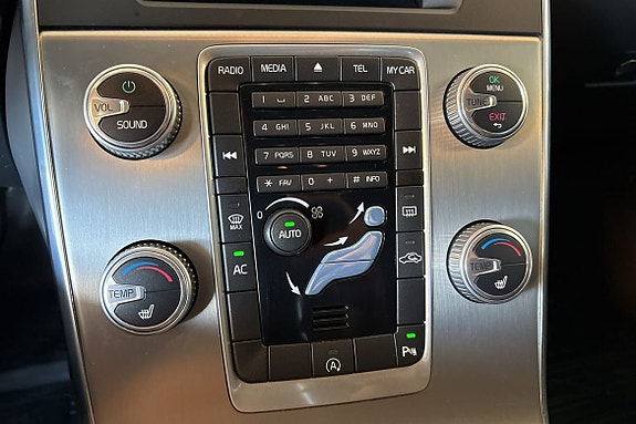 Volvo V60 15 of 24