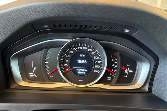 Volvo V60 18 of 24