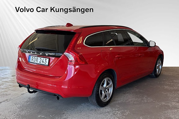 Volvo V60 5 of 24