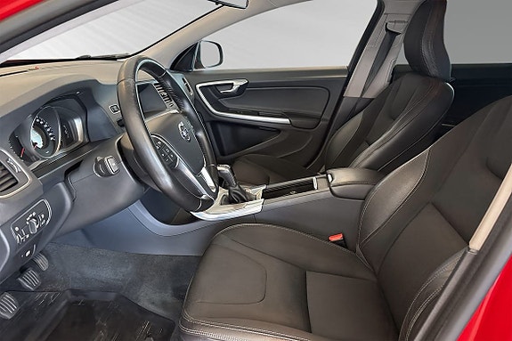 Volvo V60 7 of 24