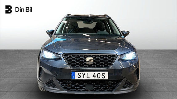 Seat Arona 2 of 5