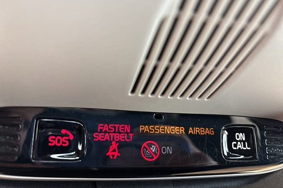 Volvo XC60 19 of 21