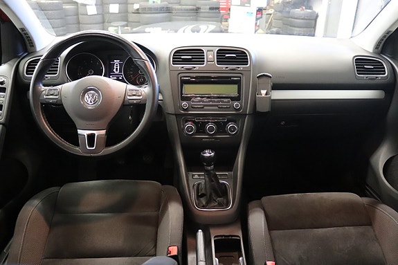 Volkswagen Golf VI 7 of 9
