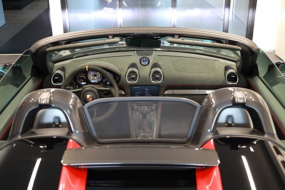 Porsche 718 Spyder RS 20 of 30
