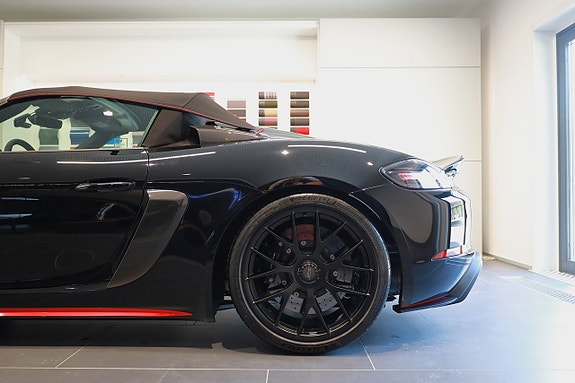 Porsche 718 Spyder RS 7 of 30