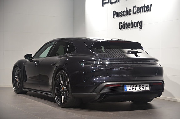 Porsche Taycan GTS 6 of 20