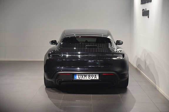 Porsche Taycan GTS 7 of 20