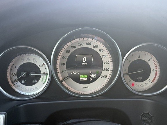 Mercedes-Benz E300 17 of 21