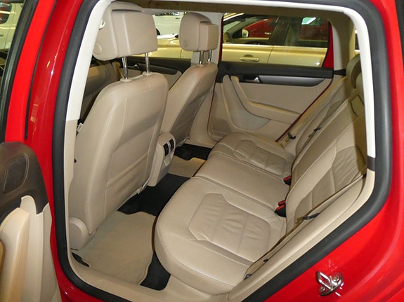 Volkswagen Passat 4 of 5