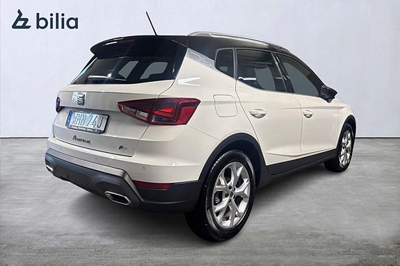 Seat Arona 14 of 15