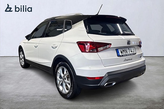 Seat Arona 2 of 15