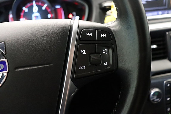 Volvo V40 16 of 23