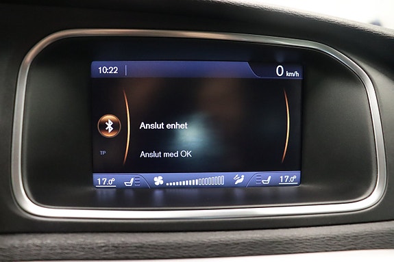 Volvo V40 19 of 23