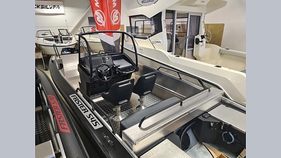 Faster 545 CC Mercury F100 EFI 2026 3 of 4