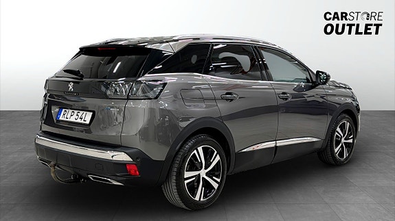 Peugeot 3008 2 of 5