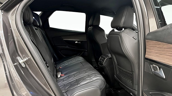 Peugeot 3008 5 of 5