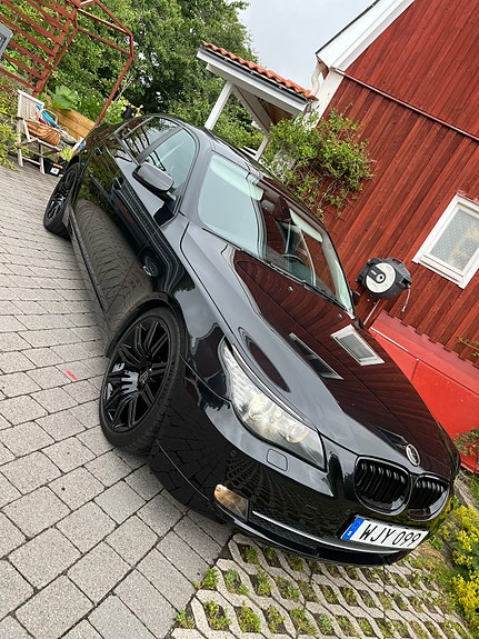 BMW 550i 10 of 13