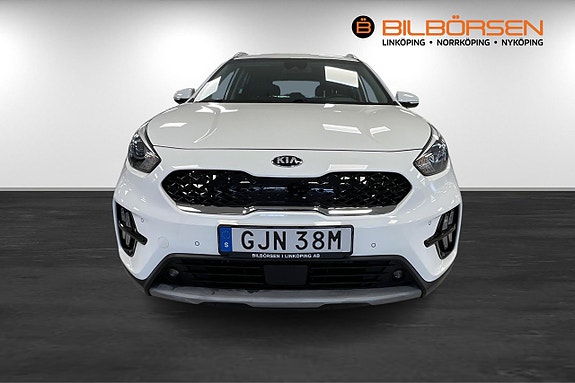 Kia Niro 2 of 14
