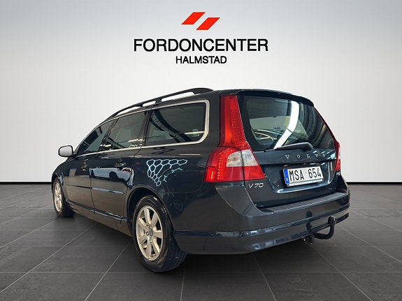 Volvo V70 6 of 20