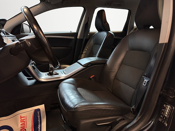 Volvo V70 8 of 20