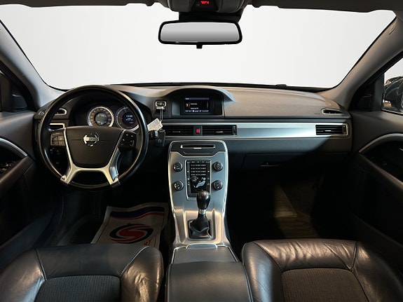 Volvo V70 10 of 20