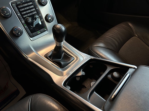 Volvo V70 16 of 20
