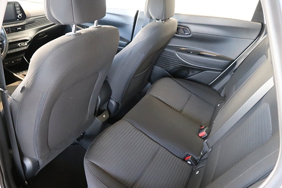 Hyundai i20 12 of 17