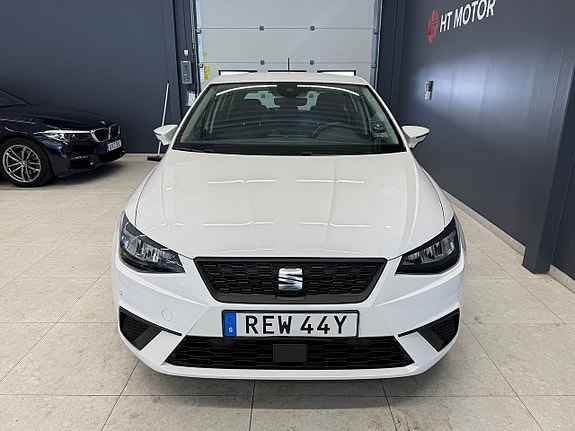 Seat Ibiza 2 of 5