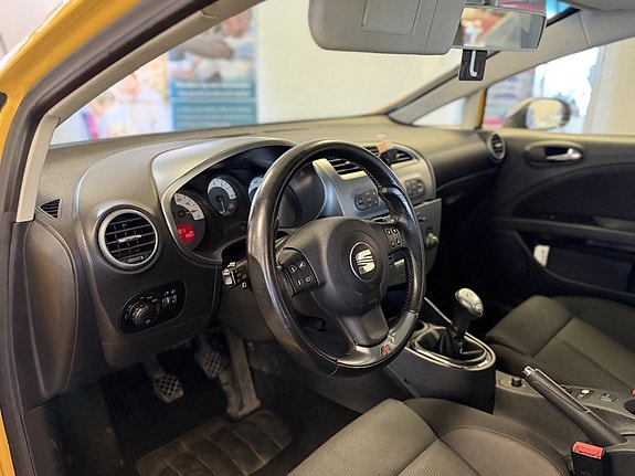 Seat Leon 9 of 13