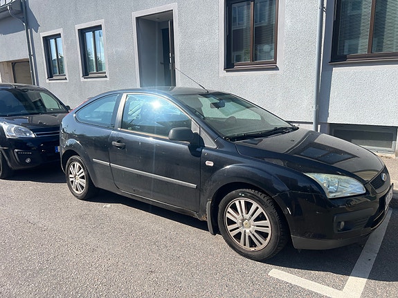 Ford Focus 2 of 5