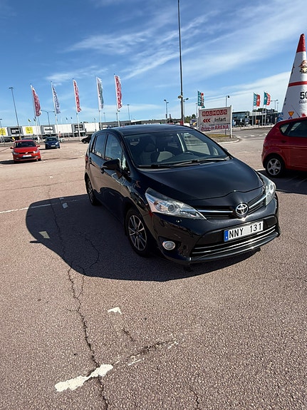 Toyota Verso 11 of 16