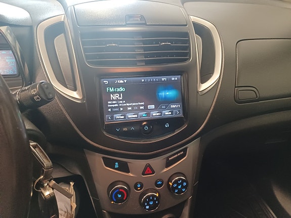 Chevrolet Trax 15 of 17