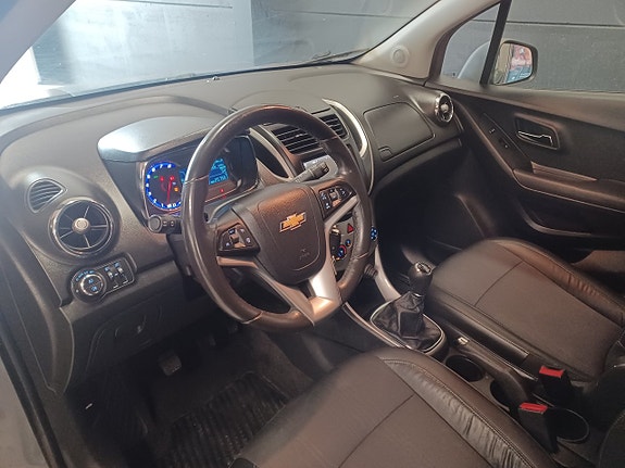 Chevrolet Trax 13 of 17