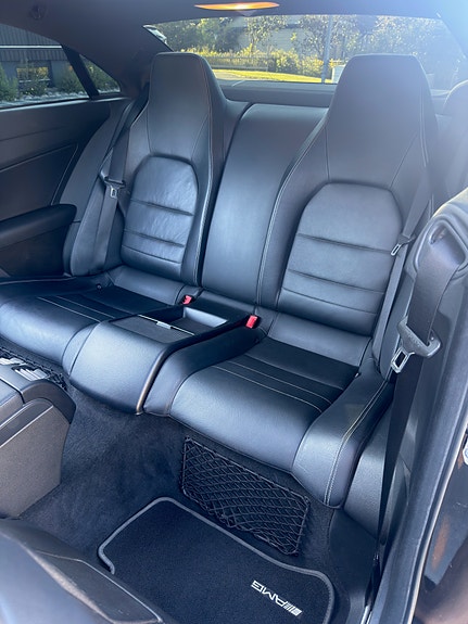 Mercedes-Benz E350 11 of 15