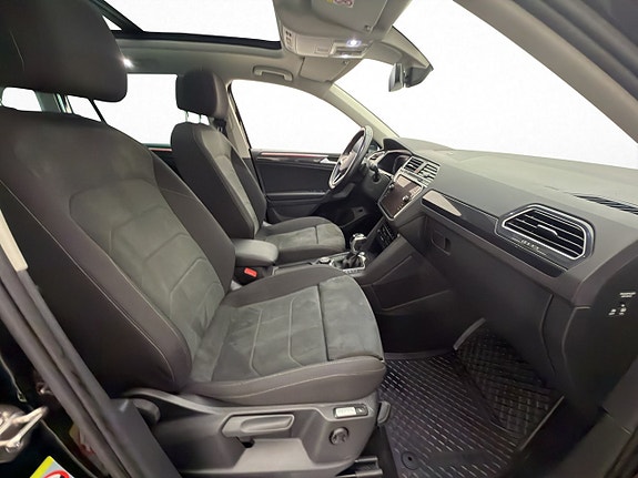 Volkswagen Tiguan 26 of 30
