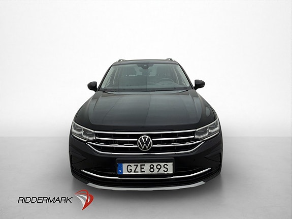 Volkswagen Tiguan 2 of 5
