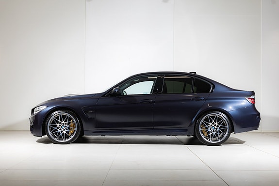 BMW M3 2 of 5
