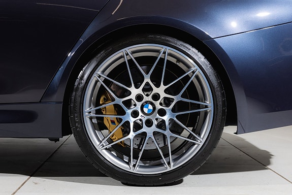 BMW M3 3 of 5