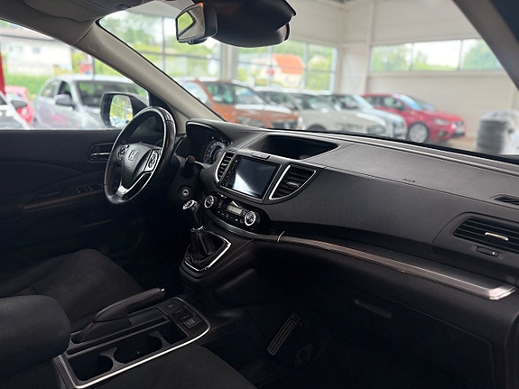 Honda CR-V 8 of 16