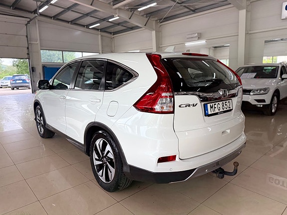 Honda CR-V 6 of 16