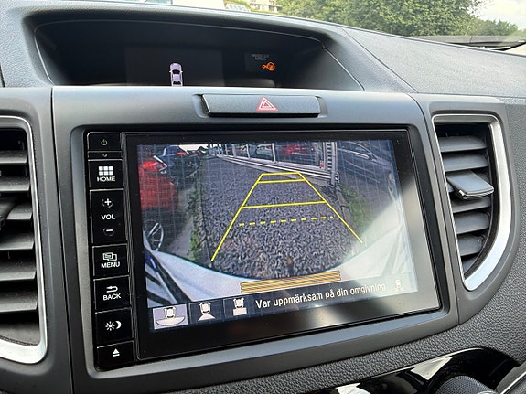 Honda CR-V 10 of 16