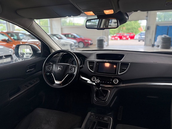 Honda CR-V 9 of 16