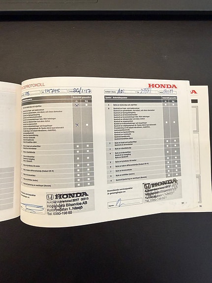 Honda CR-V 12 of 16