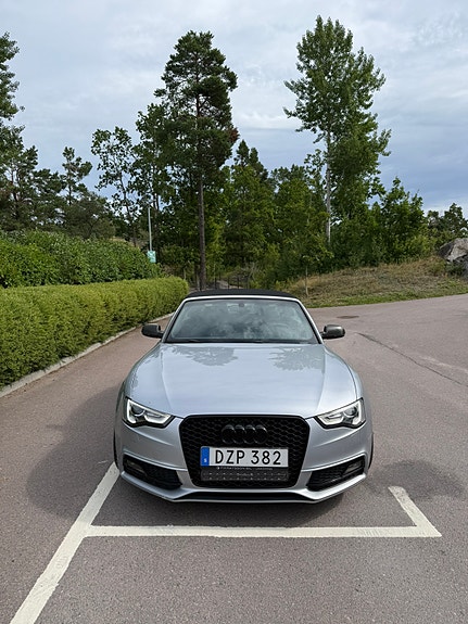 Audi Cabriolet 3 of 5